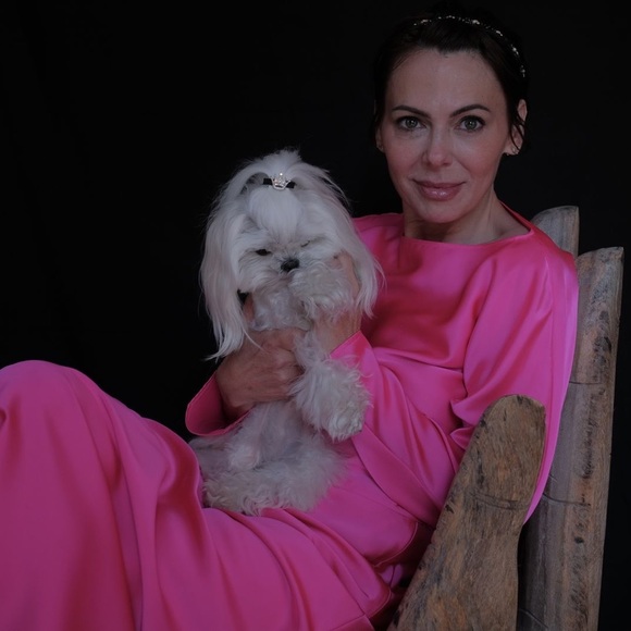 Meet your Posher, Patricia - Picture 2 of 2